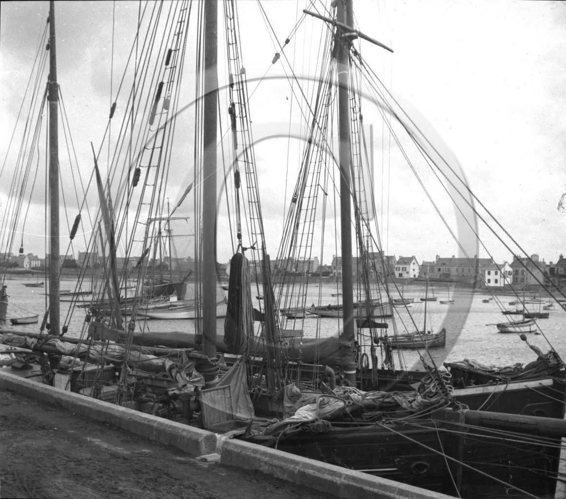 BA 400  Finistère  Roscoff dpt 29 .jpg