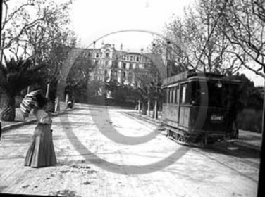 vi  120 le canet tram robe longue.jpg