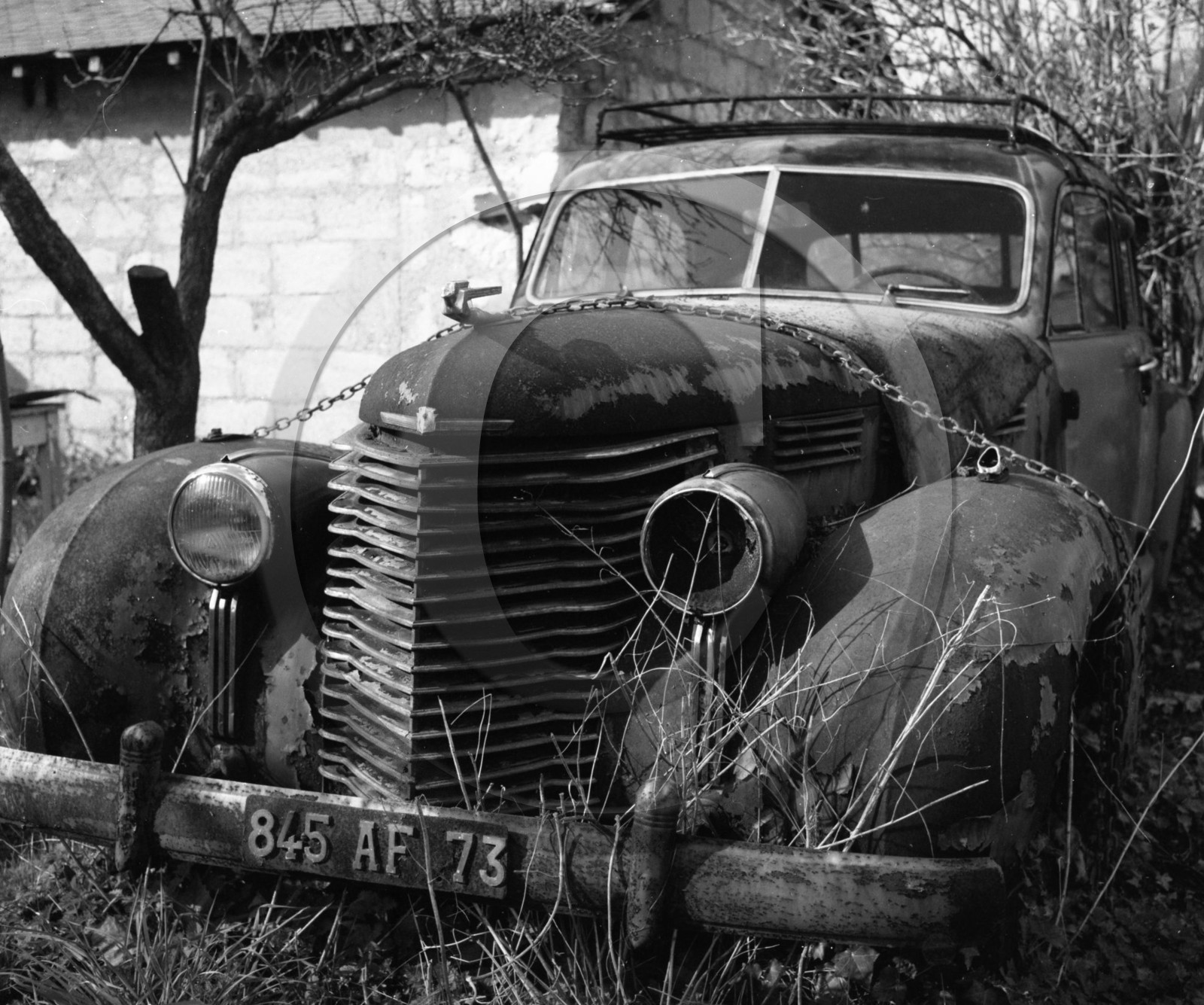 AU 362 Cadillac sixty special sedan 1938 .jpg
