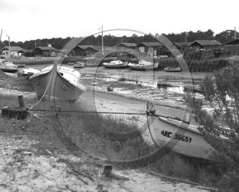 arc 1090 port de Gujan.jpg