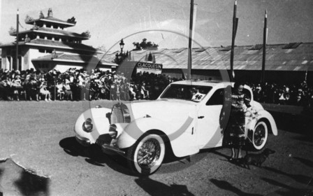 au2536 Bugatti T 57 coach ventoux d'aprés photo  .jpg