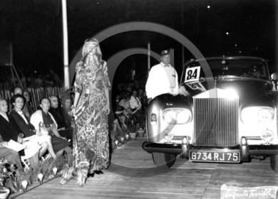 AU 4388 Rolls Royce concours elegance Arcachon .jpg