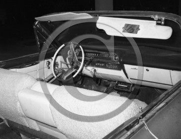 AU 382 Cadillac Fleetwood cabriolet 1963 .jpg