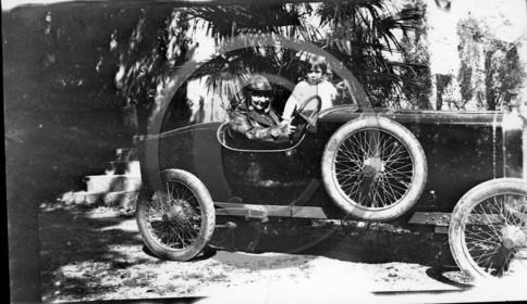 AU 2742 amilcar .jpg