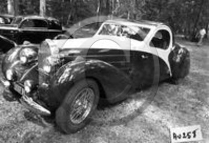 au 258 Bugatti .jpg