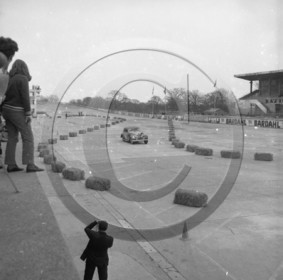 au 1404 bugatti T 57 stelvio Montlhery  .jpg