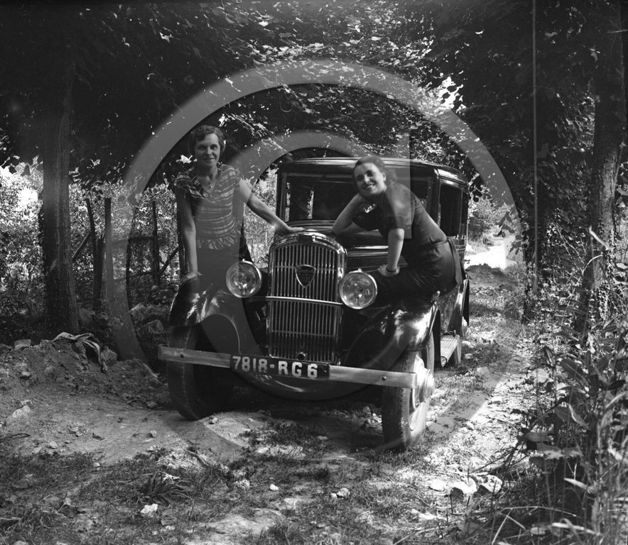 AU 2008 Peugeot 201 .jpg