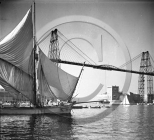 BA 675 Marseille pont transbordeur -voilier fort st Jean dpt 13 .jpg