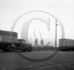 AUU 45  camion Bernard transports Borca.jpg