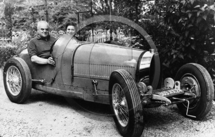 au 570  Bugatti T37 .jpg