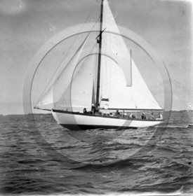 vi  1763  St Malo année 1930   cotre bermudien BegHir- 1  dpt 35 .jpg