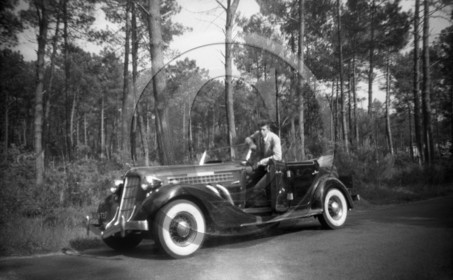 AU 349 Auburn 852 super charged phaeton sedan 1936 .jpg