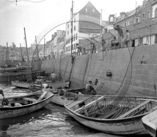 BA 53  Finistère  Douarnenez dpt 29 .jpg
