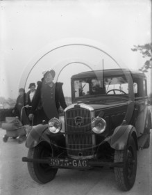 AU 1953 Peugeot 201 .jpg