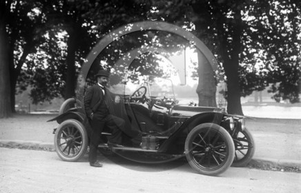 AU 2037 Peugeot .jpg