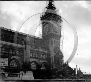 vi  2112 Paris  horloge de la gare de Lyon en refection   annee 1943 dpt 75  .jpg