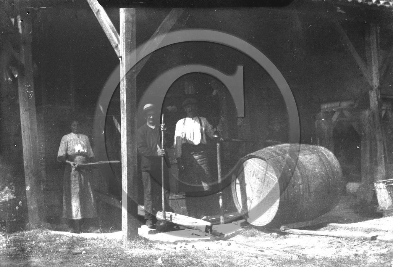 vi  1025 le Tuzan l'usine de térébenthine.jpg