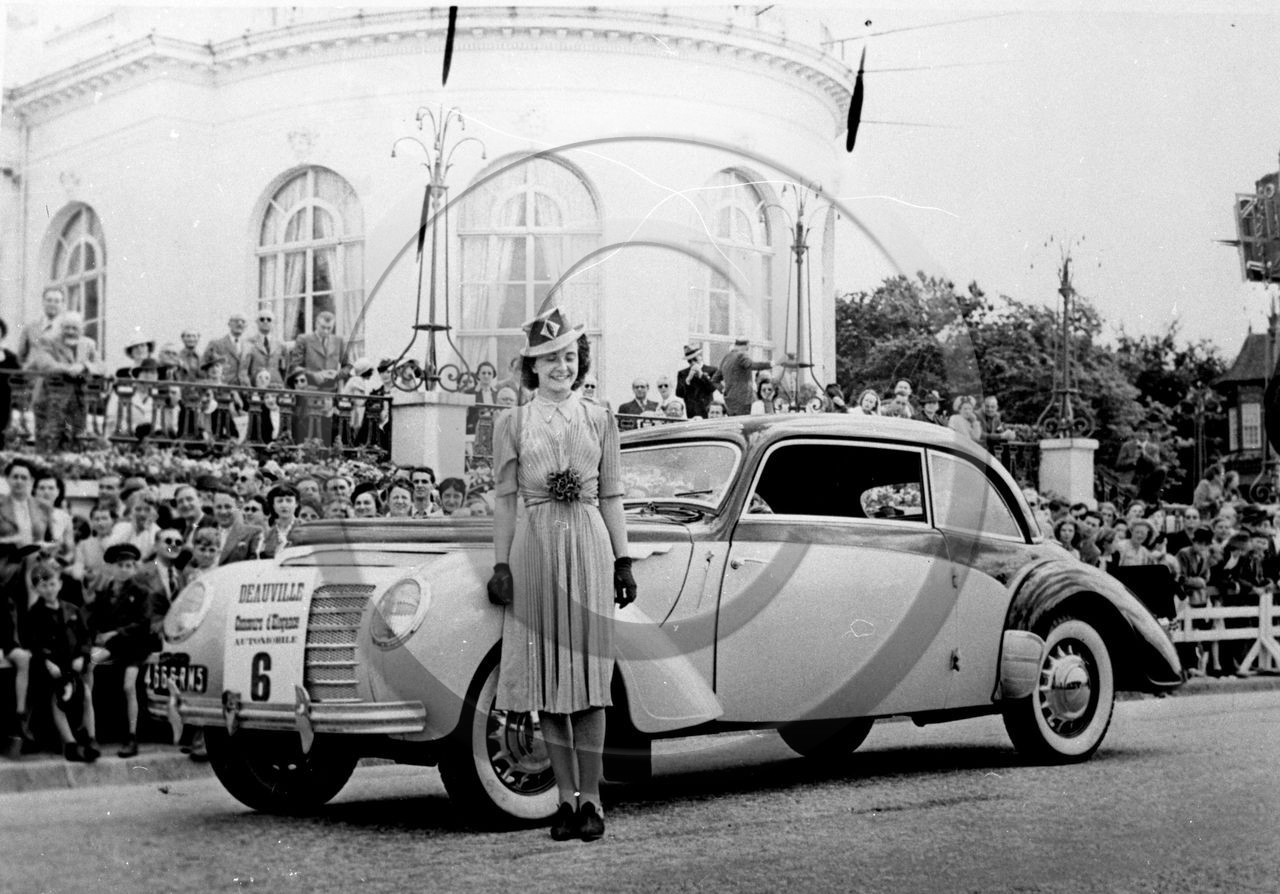 AU 2003 Rosengart d'aprés photo stella presse .jpg