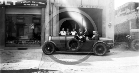 au 4092 Bugatti  litres Aout 1932  d'apres photo  .jpg