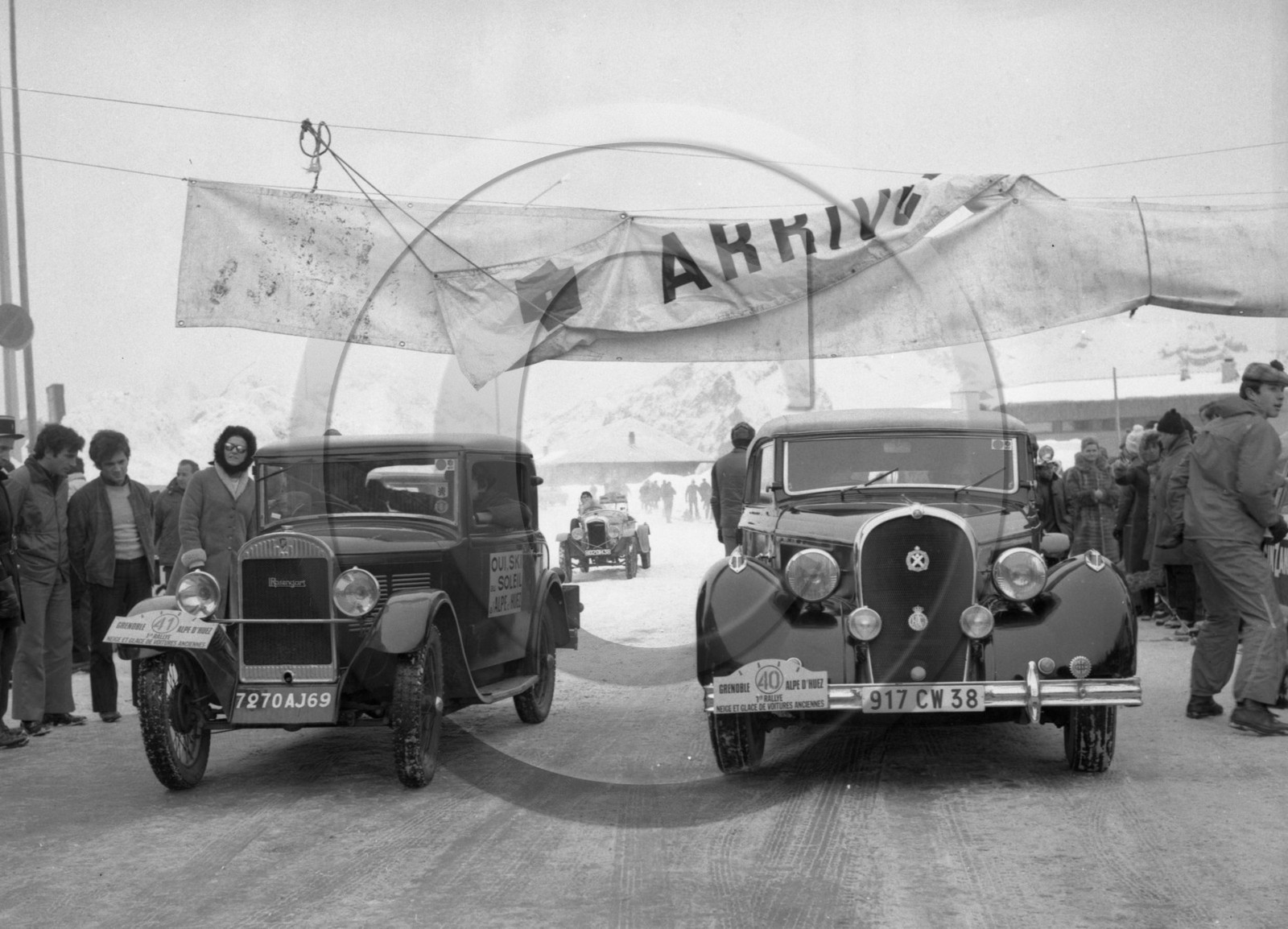 AU 839 Hotchkiss R. des neiges Alpe d'huez.jpg