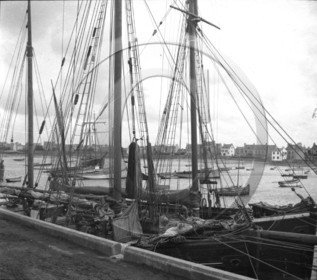 BA 400  Finistère  Roscoff dpt 29 .jpg