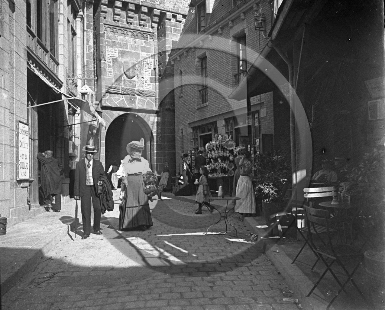 vi  231 Mont St Michel hotel Poulard aine  dpt 50 .jpg