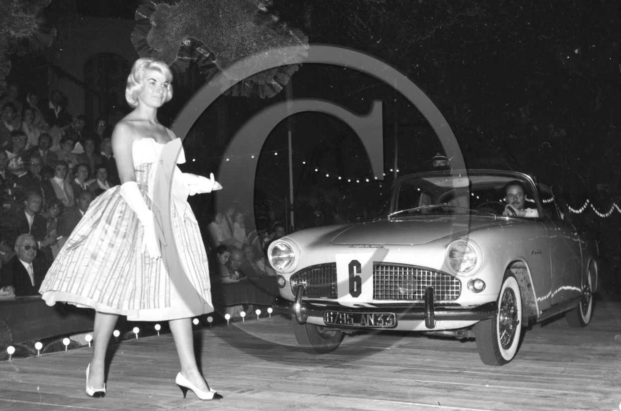 concours elegance apres guerre