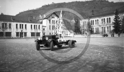 AUU 38  Citroen  pub. C4  IX .jpg